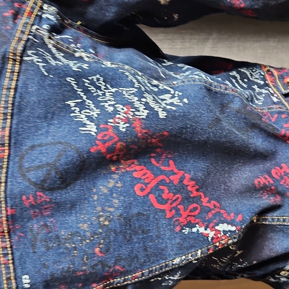 VINTAGE PLAYBOY GRAPHIC JEAN JACKET SIZE LGE - Picture 7 of 10